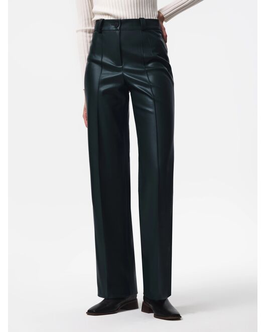 Брюки из экокожи со стрелками тёмно-зелёные от ByME 