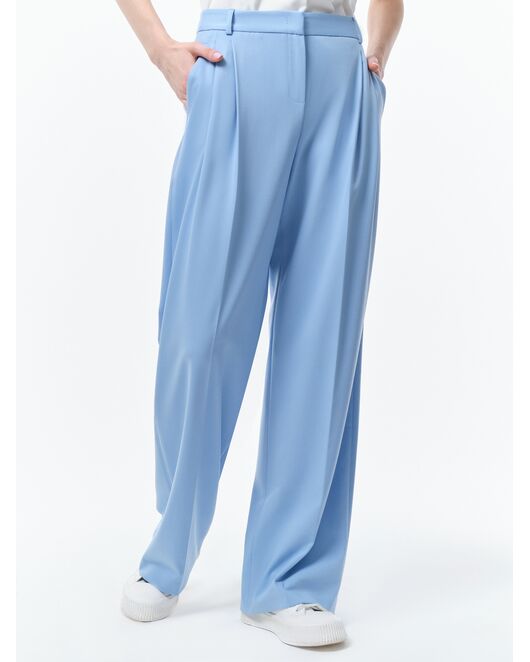 Широкие брюки с защипами голубые от byME 