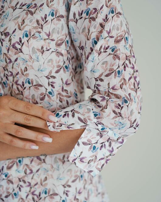 Женская рубашка с рукавом 3/4 с принтом листики 8533 от byME 