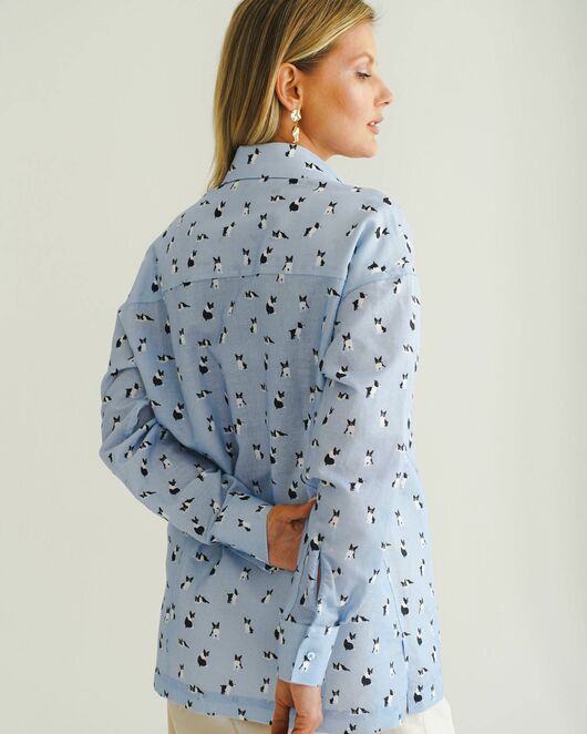 Женская рубашка с универсальным манжетом принт щенки на голубом фоне - 8542 от byME 