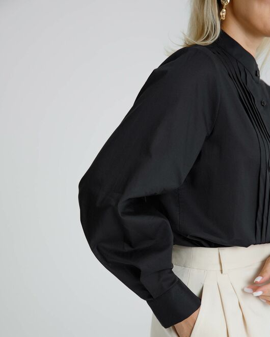 Женская рубашка черная воротник стойка с манишкой - 8565 от byME 