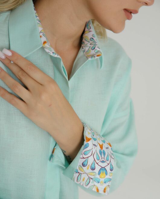 Женская рубашка в оверсайз мятная с отделкой  - 8578 от byME  Женская рубашка в оверсайз мятная с отделкой  - 8578 от byME