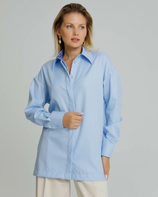 Рубашка женская из хлопка в прямом силуэте с отделкой , с универсальной манжетой - 8580 от byME  Рубашка женская из хлопка в прямом силуэте с отделкой , с универсальной манжетой - 8580 от byME