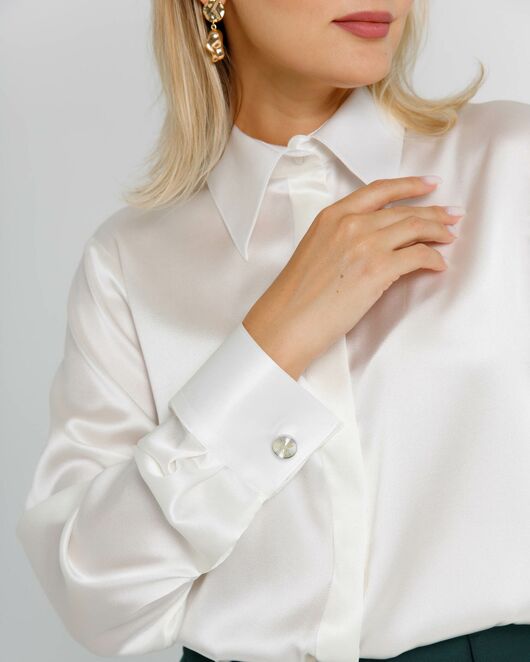 Женская рубашка из натурального шелка  с универсальной манжетой- 8630 от byME 