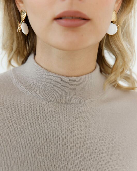 Джемпер из шерсти мериноса тонкой вязки бежевый от byME 