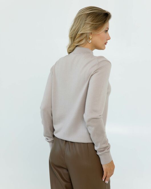 Джемпер из шерсти мериноса тонкой вязки бежевый от byME 