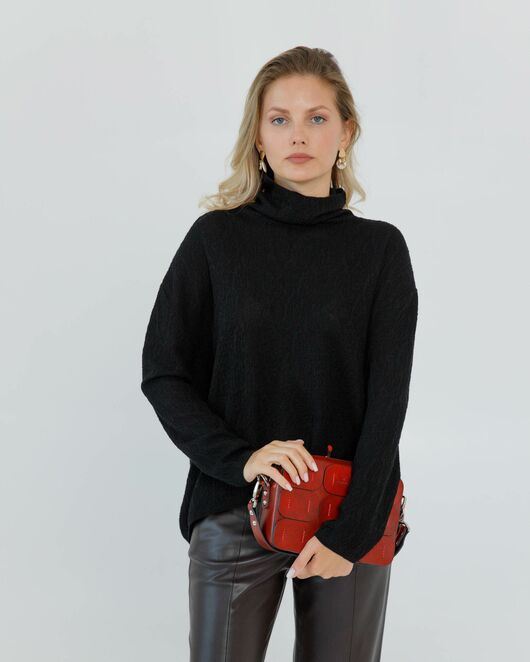 Джемпер из шерсти мериноса тонкой вязки черный фактурный от byME 