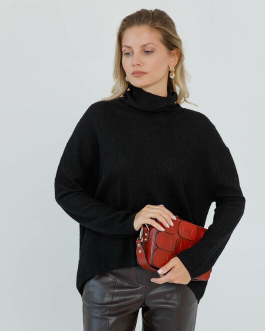 Джемпер из шерсти мериноса тонкой вязки черный фактурный от byME 