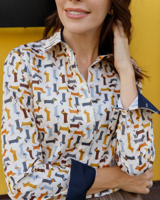 Женская рубашка под пуговицы с супатной застежкой полуприталенная с отделкой принт - 7949 от DoubleCuff 