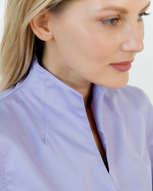 Женская рубашка под запонки воротник стойка лилового цвета - 8608 от  