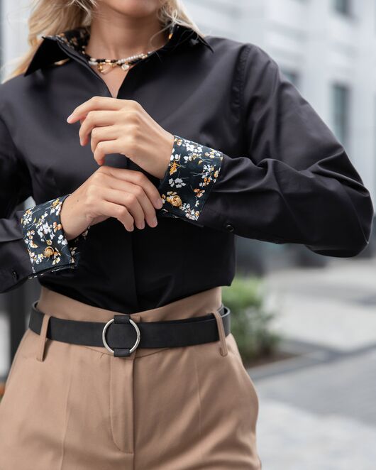 Женская рубашка под запонку приталенная черная - 8663 от byME 