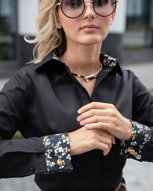 Женская рубашка под запонку приталенная черная - 8663 от byME 