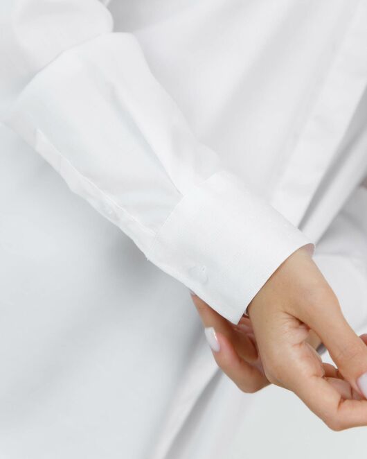 Женская рубашка  прямого силуэта с универсальной манжетой - 8671 от byME 