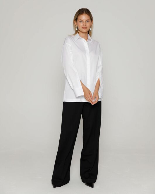 Женская рубашка из хлопка сатинового плетения с пуговицами на рукавах- 8673 от byME 