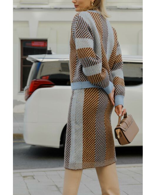 Трикотажная юбка в полоску от byME  Трикотажная юбка в полоску от byME