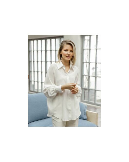 Шелковая женская рубашка оверсайз под пуговицу с пышным рукавом белая - 8518 от byME 