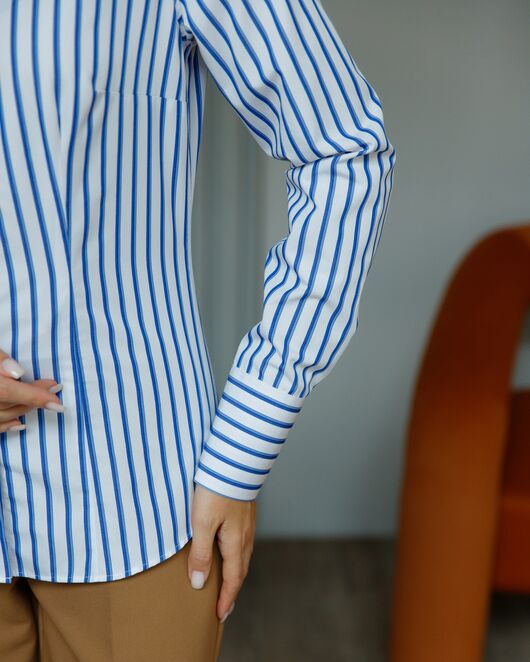 Женская рубашка в полуприталенном силуэте под пуговицы - 8515A от byME 