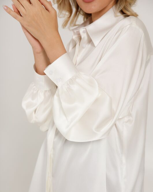 Женская блуза в прямом силуэте белая шелковая - 8521 от byME 