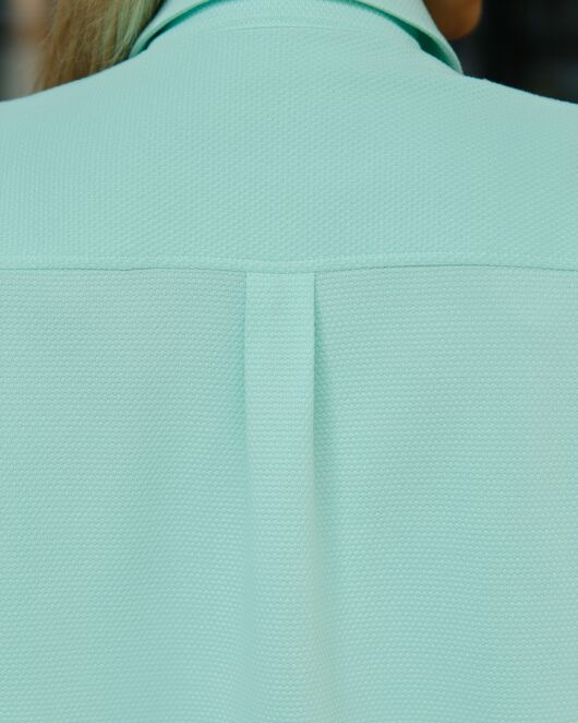 Рубашка в прямом силуэте в мятном цвете фактурной ткани 8697 от ByME 