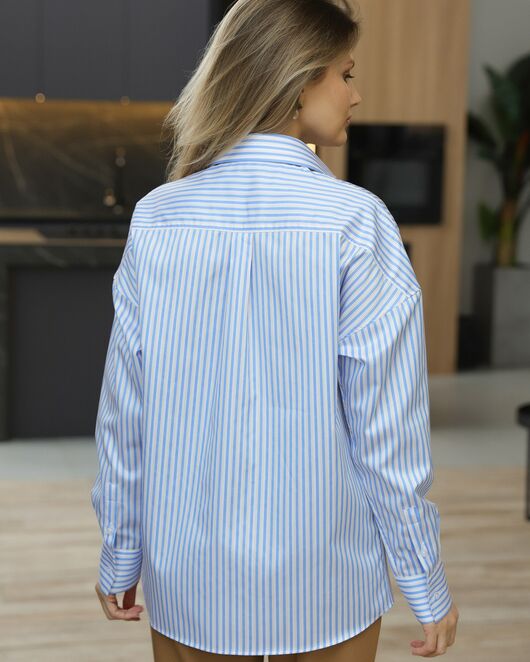 Женская рубашка в голубую полоску - 8715 от byME 