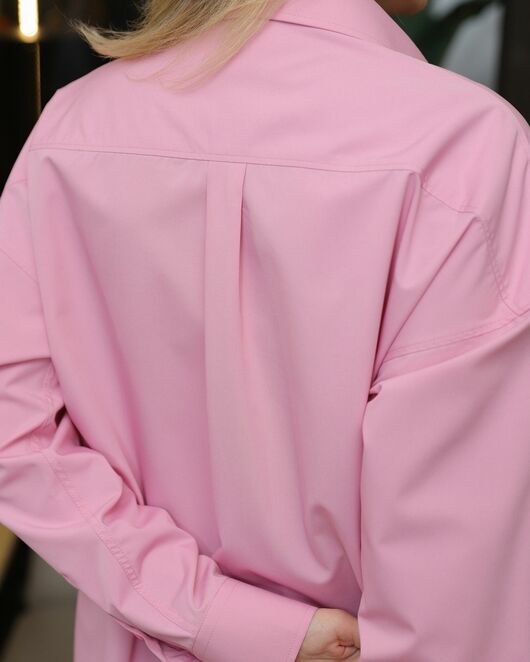 Женская рубашка  в пудро-розовом цвете с универсальной манжетой- 8716 от ByME 