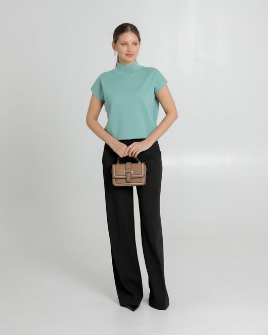 Топ из шерсти мериноса тонкой вязки и шелка Mulberry зеленый от byME  Топ из шерсти мериноса тонкой вязки и шелка Mulberry зеленый от byME
