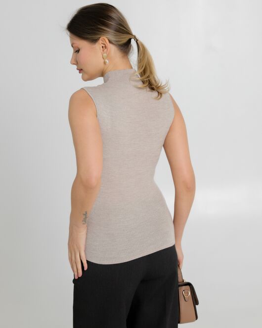 Топ из шерсти мериноса тонкой вязки и шелка Mulberry бежевый - 02B2430-beige от byME 