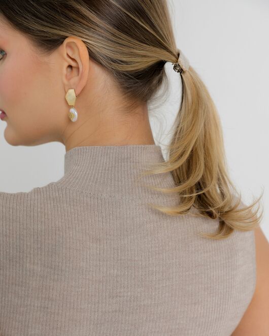 Топ из шерсти мериноса тонкой вязки и шелка Mulberry бежевый - 02B2430-beige от byME 