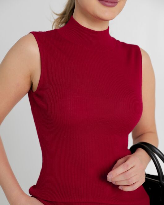 Топ из шерсти мериноса тонкой вязки и шелка Mulberry красный - 02B2430-red от byME  Топ из шерсти мериноса тонкой вязки и шелка Mulberry красный - 02B2430-red от byME