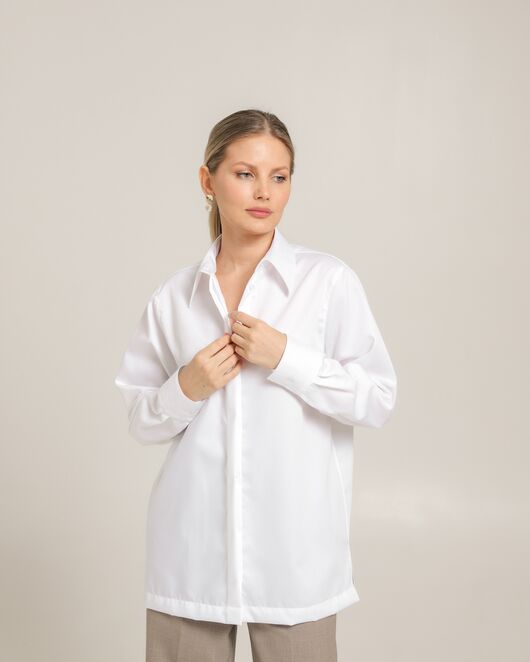 Женская рубашка из хлопка с универсальной манжетой белая - 8745 от  