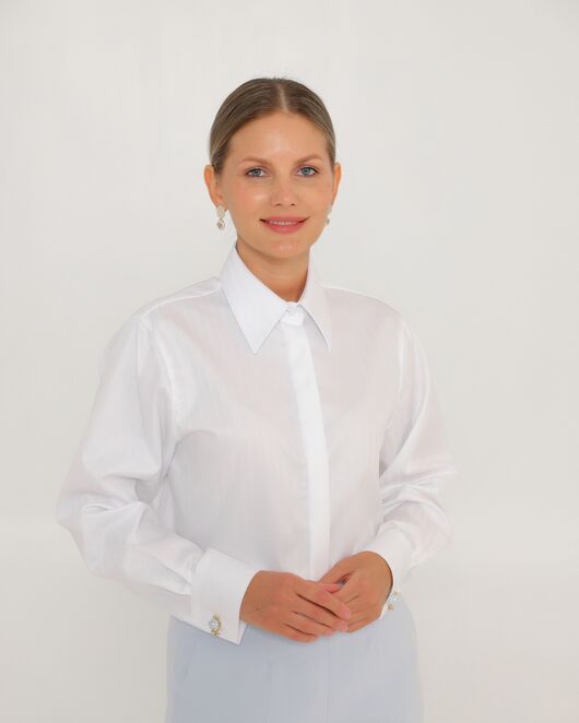 Женская рубашка белая из хлопка с универсальным манжетом-8765 от byME  Женская рубашка белая из хлопка с универсальным манжетом-8765 от byME