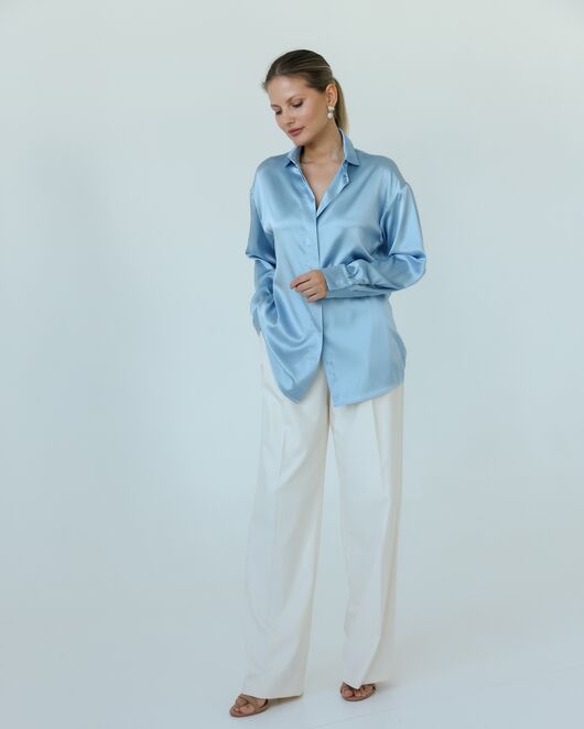 Женская рубашка из шелка голубая-8770 от  