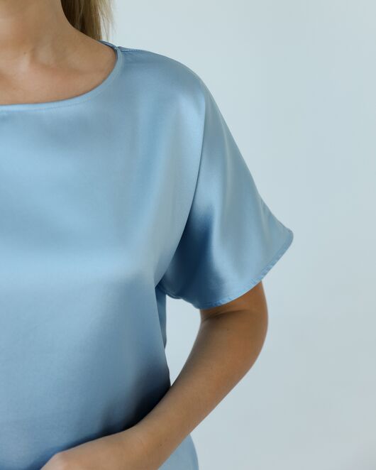 Женская блузка из шелка голубая-8783 от ByME 