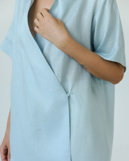 Женска рубашка на запах из льна мятная-8799 от byME 