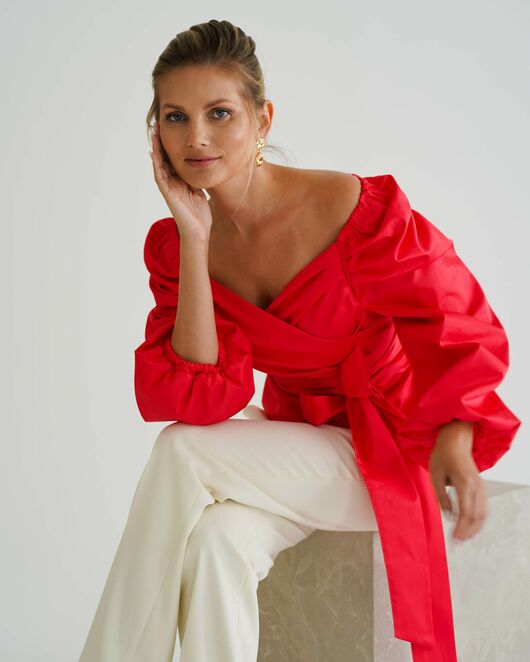 Женская рубашка на запах красная  из хлопка сатинового плетения  8815 от byME 