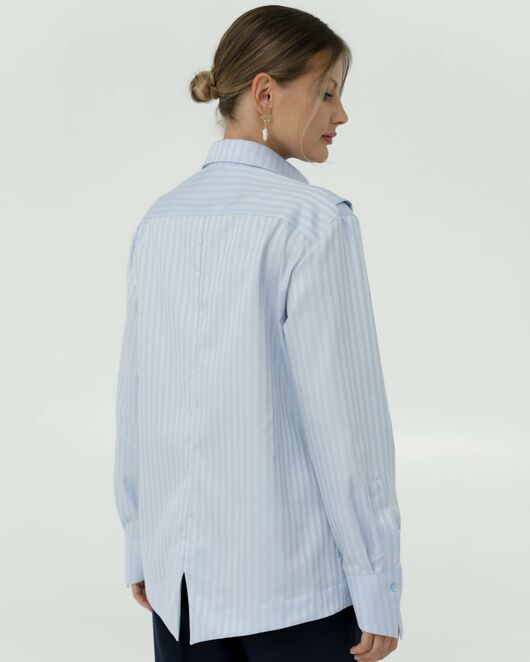 Женская рубашка голубая  из фактурного хлопка 8818 от byME  Женская рубашка голубая  из фактурного хлопка 8818 от byME