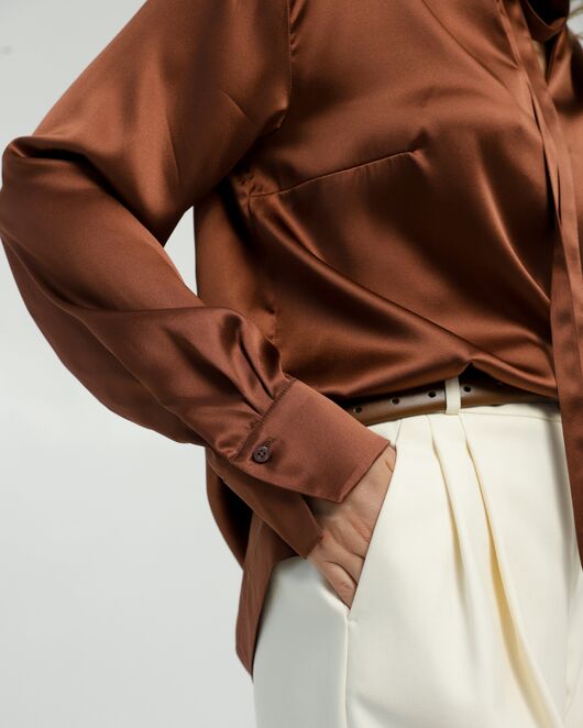 Женская рубашка из шёлка в шоколадном цвете 8819 от  