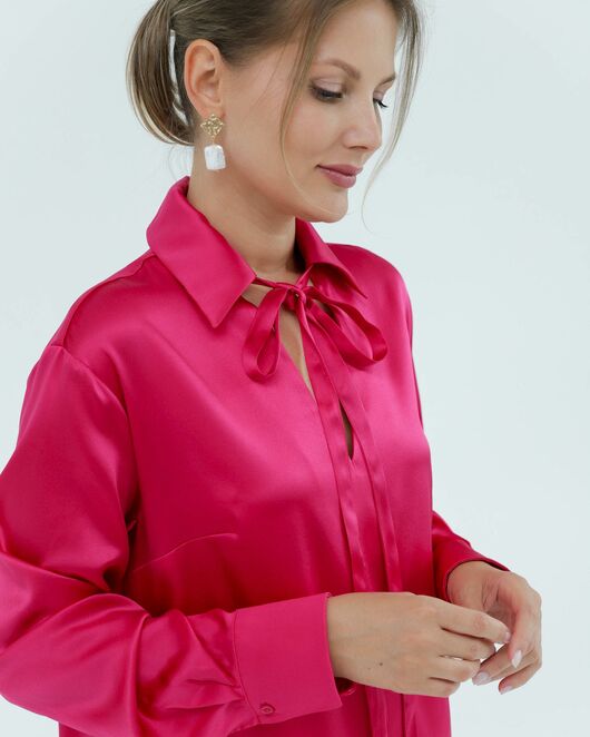 Женская рубашка из шёлка в розовом цвете 8821 от byME 
