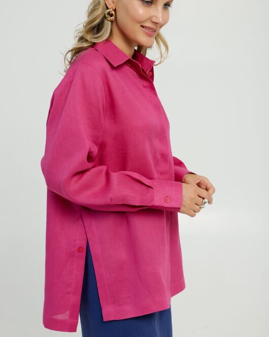 Женская рубашка с пуговицами по бокам изо льна ягодного цвета 8854 от byME 