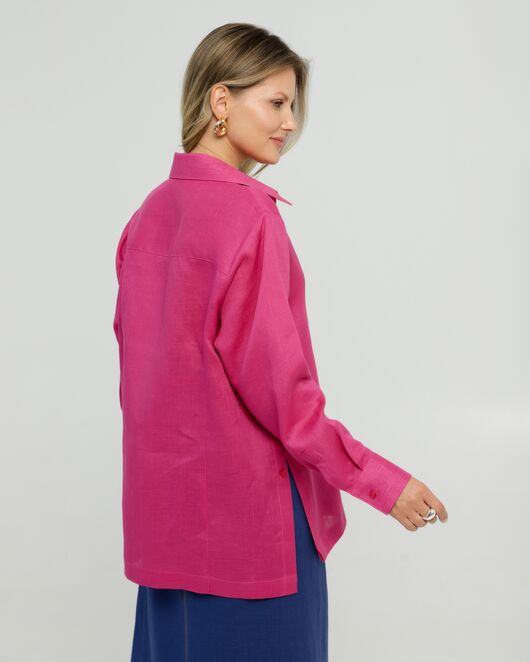 Женская рубашка с пуговицами по бокам изо льна ягодного цвета 8854 от byME 