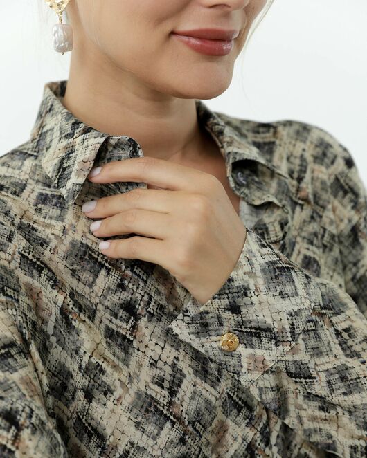 Рубашка шелковая принт рептилия 8907 от byME 