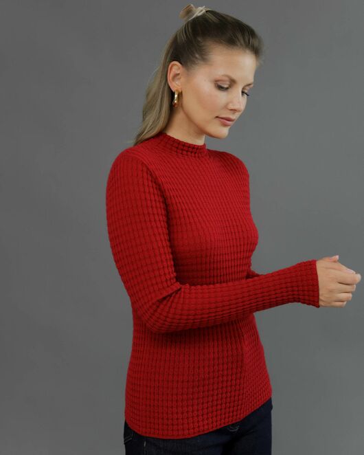 Джемпер из шерсти мериноса тонкой вязки вишневый от byME 