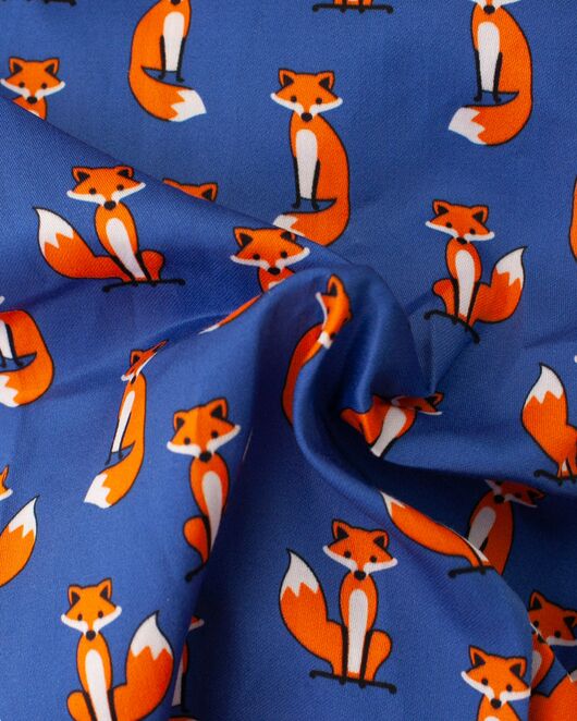 Рубашка хлопковая лисы на синем фоне под пуговицы 8873 от byME  Рубашка хлопковая лисы на синем фоне под пуговицы 8873 от byME