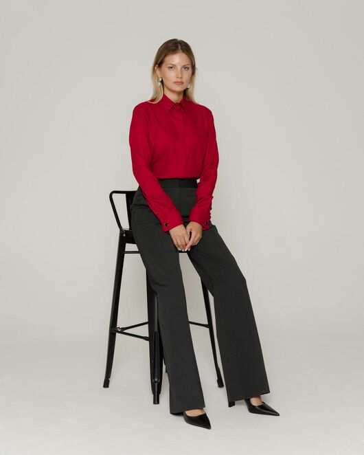 Женская рубашка под запонку из фактурной ткани бордовая- 8657 от byME 