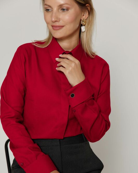 Женская рубашка под запонку из фактурной ткани бордовая- 8657 от byME 
