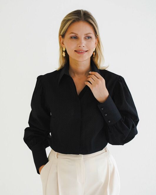 Женская рубашка с супатной застежкой черная - 8598 от byME  Женская рубашка с супатной застежкой черная - 8598 от byME