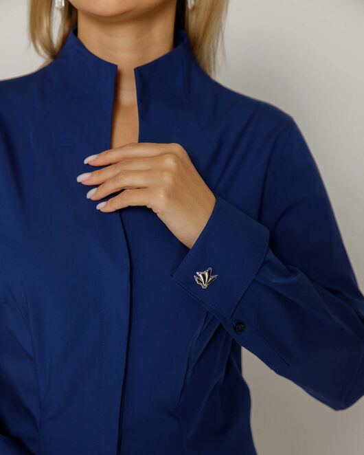 Женская рубашка под запонку воротник стойка  в темно-синем цвете - 8646 от  