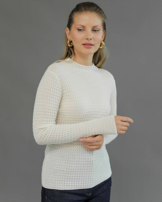 Джемпер из шерсти мериноса тонкой вязки молочный от byME 