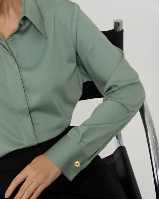 Рубашка из бамбука зеленая с универсальным манжетом - 8960 от byME 