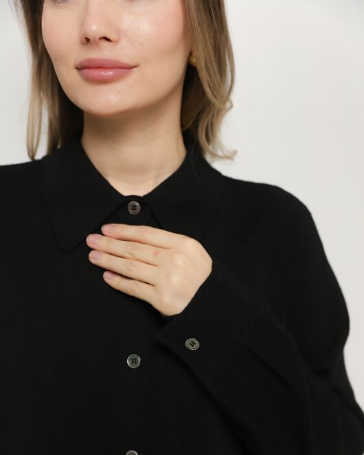 Рубашка из шерсти мериноса оверсайз черная от byME 